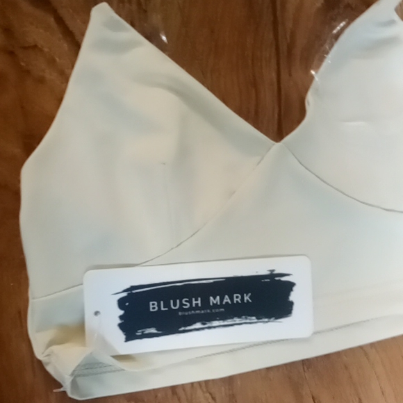NWT Blush Mark Camilla Edith beige crop/bra top - Picture 5 of 6